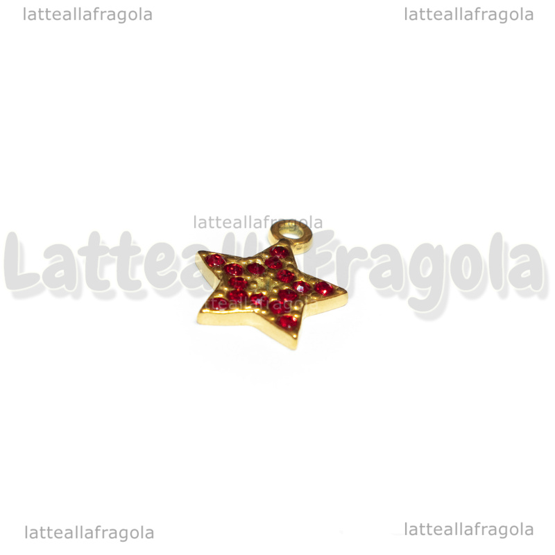 Ciondolo Stella in Acciaio Inox Dorato con pavè di strass rosso 15.5x13mm