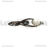 Ciondolo Dea Madre in metallo argentato con Quarzo Ialino 45x16mm