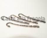 Segnalibro in metallo argento antico decori in rilievo 80mmmm