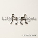 Charm nota musicale double-face in metallo argento antico 14x18mm