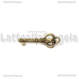 Charm Chiave in metallo color bronzo 27x9mm