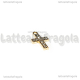 Charm Croce in metallo dorato con strass 16x10mm