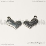 Charm cuore con scritte incise in metallo argento antico 15x13mm