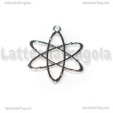 Ciondolo Atomo in metallo argentato 33x26mm