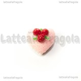 Cupcake 3D cuore fragola in acrilico 15x13x15mm