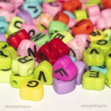 300 Perle a Cuore con lettere in acrilico colori vari  7x7mm