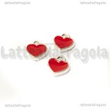 Charm cuore in metallo argentato smaltato rosso 7x8mm